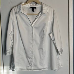 Women’s white dress shirt size 22
